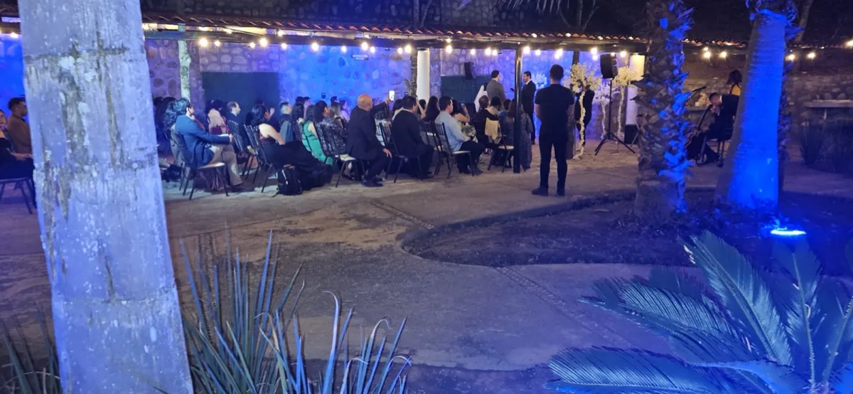 Montaje para recepción de boda