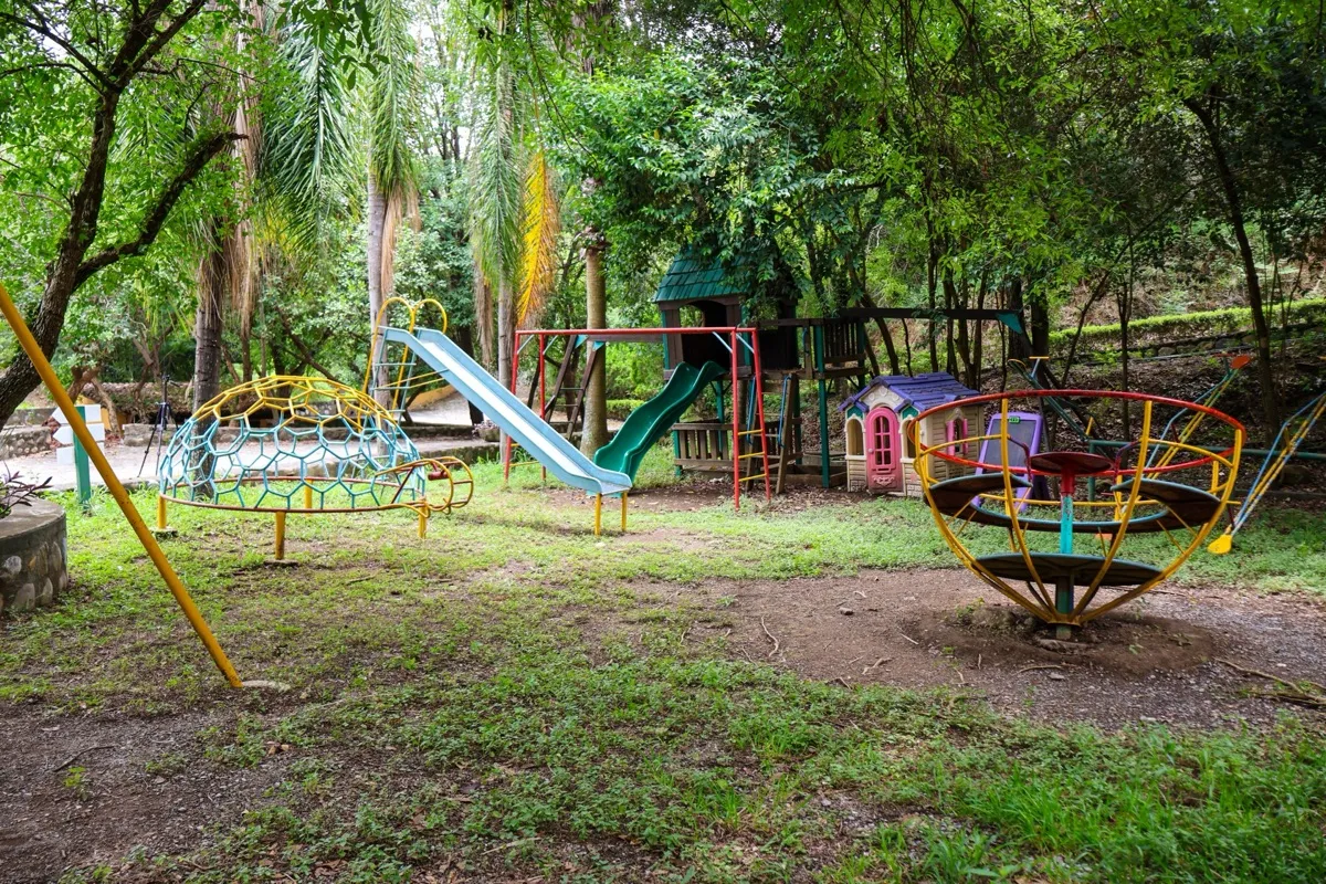 Área de juegos infantiles